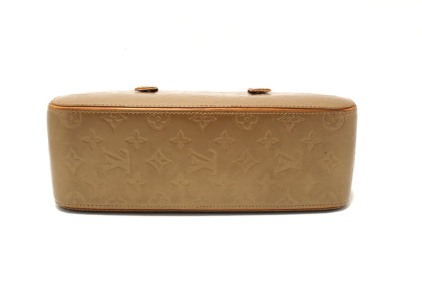 louis vuitton gold matte monogram vernis shelton handbag | Shop Now at Italystation.com