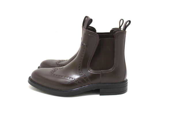 Salvatore Ferragamo Men's Chestnut Rubber Wingtip Brown Boots Size 7