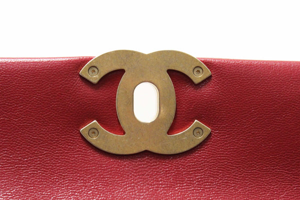 Chanel Red Quilted Lambskin Leather Chanel 19 Large Flap Shoulder Bag