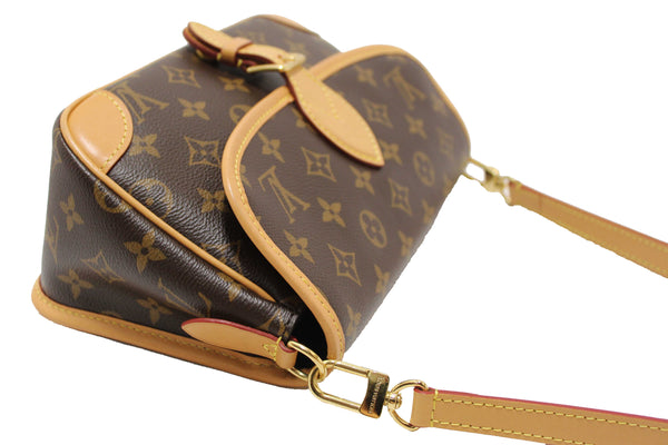 Louis Vuitton Classic Monogram Diana Shoulder Bag