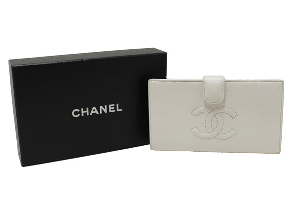 Chanel Vintage White Caviar CC Leather Classic Long Wallet