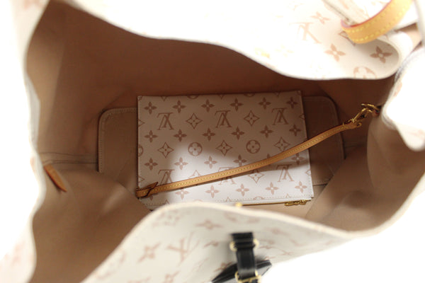 Louis Vuitton Other Monogram Atlantis GM Hobo Shoulder Bag