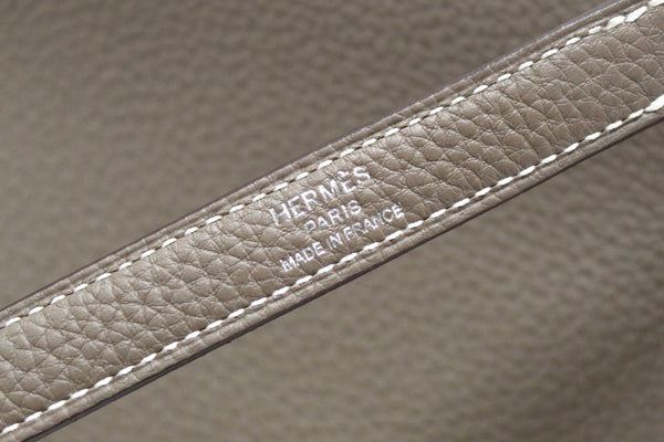 Hermes Etoupe Togo Leather Retourne Kelly 25 Handbag/Shoulder Bag