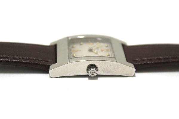 Gucci 7700L Silver Dial Brown Leather Band Date Square Quartz Watch