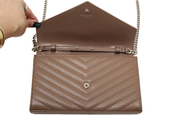 NEW Yves Saint Laurent Fard Cassandre Matelasse Grain De Poudre Chain Wallet Crossbody Bag