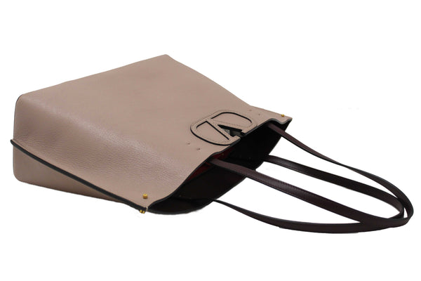 Valentino Garavani Neutral Calfskin Leather Vlogo Fillme MediumTote