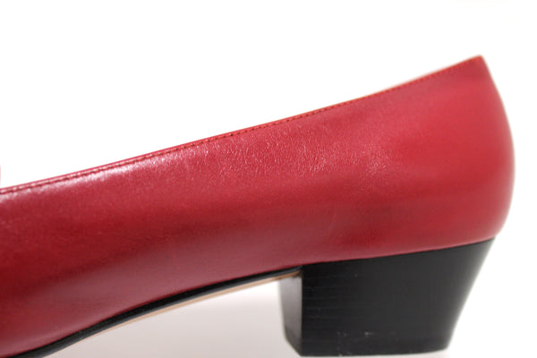 Salvatore Ferragamo Calfskin Red Leather Kitten Heel with Bow Size 6B