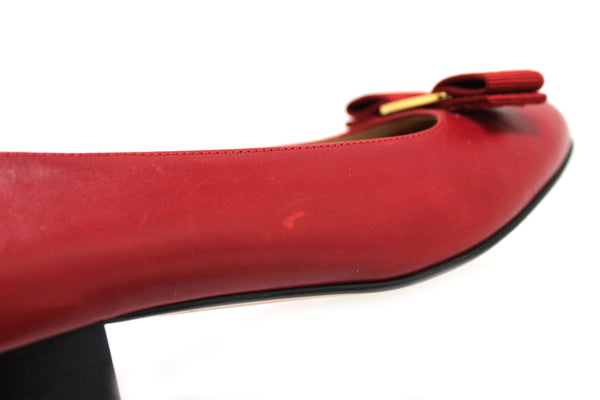 Salvatore Ferragamo Calfskin Red Leather Kitten Heel with Bow Size 6B