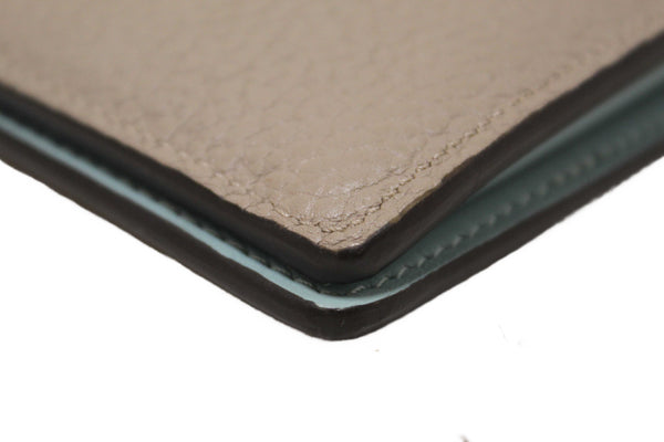 Louis Vuitton Galet Grey Grained Taurillon Leather LV Vertical Wallet
