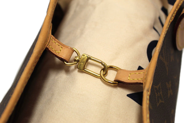 Louis Vuitton Classic Monogram Neverfull MM Tote Shoulder Bag