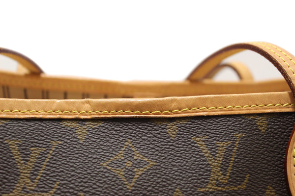 Louis Vuitton Classic Monogram Neverfull MM Tote Shoulder Bag