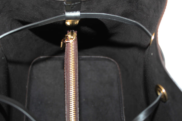 Louis Vuitton Classic Monogram Canvas with Black Leather NéoNoé MM Shoulder Bag