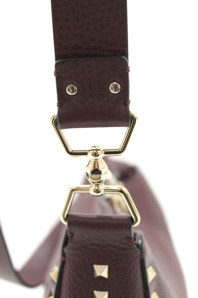 valentino garavani burgandy pebbled leather rockstud flip-lock messenger bag | Shop Now at Italystation.com