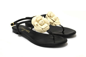 Chanel Black & White Leather Camellia Thong Sandals Size 37C