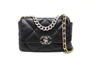 chanel 19 medium black quilted lambskin leather shoulder crossbody bag | Shop Now at Italystation.com