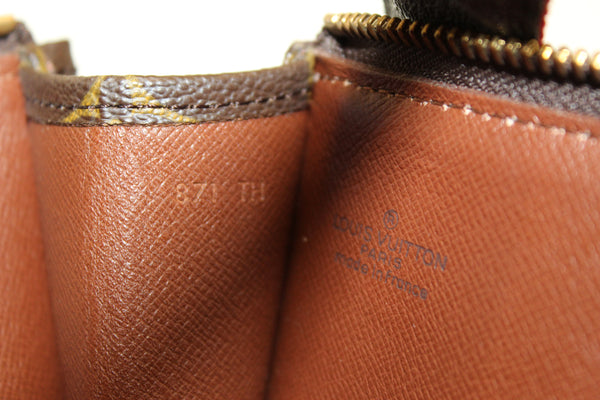 Louis Vuitton Classic Monogram Poche Folio Document Case