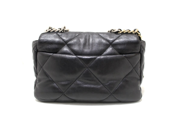 chanel 19 medium black quilted lambskin leather shoulder crossbody bag | Shop Now at Italystation.com