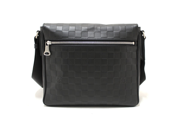 Louis Vuitton Damier Infini District PM Messenger B | Italystation.com - Now at italystation.com
