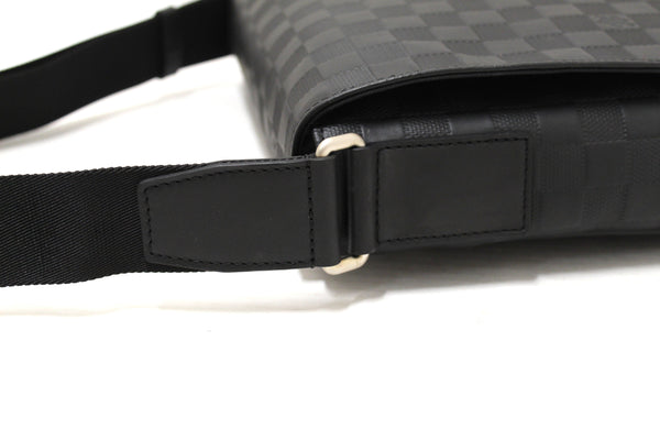 Louis Vuitton Damier Infini District PM Messenger B | Italystation.com - Now at italystation.com