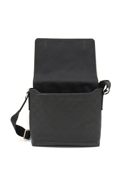 Louis Vuitton Damier Infini District PM Messenger B | Italystation.com - Now at italystation.com