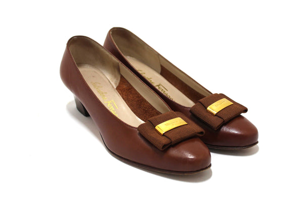 Salvatore Ferragamo Brown Vara Bow Leather Kitten Heel Pumps Size 4.5B