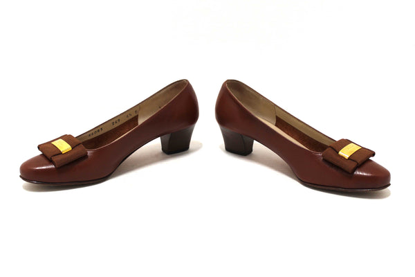 Salvatore Ferragamo Brown Vara Bow Leather Kitten Heel Pumps Size 4.5B