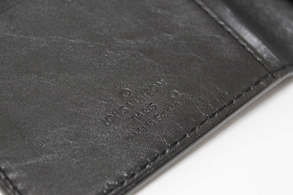 Louis Vuitton Black Leather Chicago Long Wallet