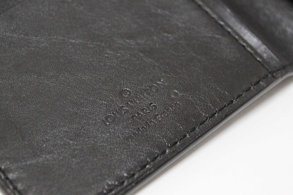 Louis Vuitton Black Leather Chicago Long Wallet