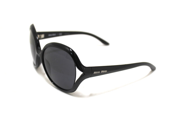 Miu Miu Black Oversized Sunglasses SMU171 | Italystation.com - Shop Now at italystation.com