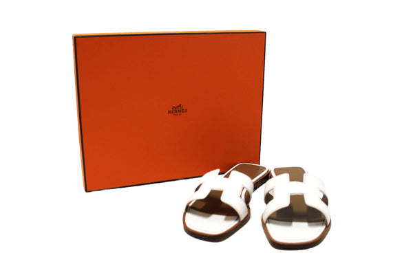 NEW  Hermes White Box Calfskin Oran Flat Sandals Size 36.5