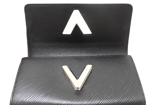 Louis Vuitton Black Epi Leather Twist Sarah Long Wallet