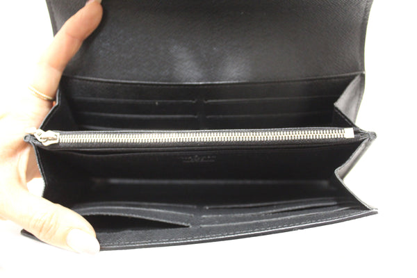 Louis Vuitton Black Epi Leather Twist Sarah Long Wallet