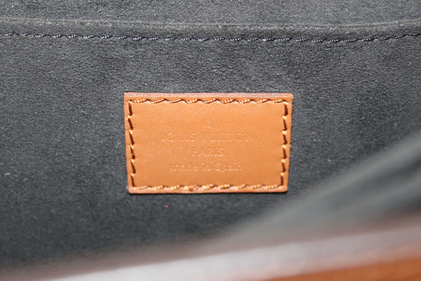 Louis Vuitton Classic Monogram/Monogram Reverse Canvas Dauphine MM Shoulder Bag