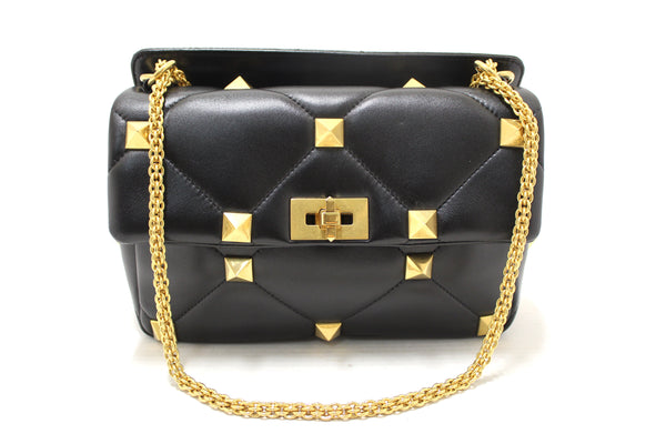 NEW Valentino Garavani Large Roman Stud Black Nappa Leather Shoulder Bag