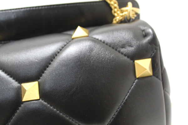 NEW Valentino Garavani Large Roman Stud Black Nappa Leather Shoulder Bag