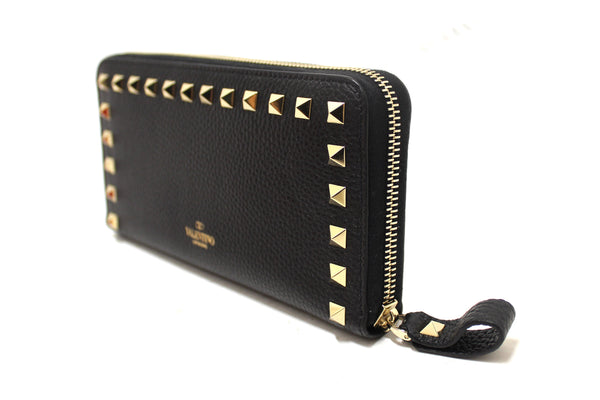 Valentino Garavani Black Calfskin Rockstud Zippered Long Wallet