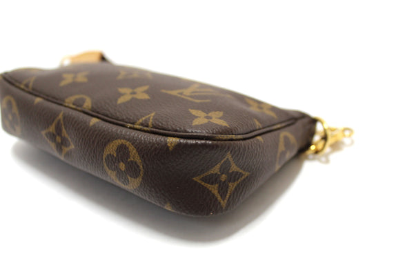 Louis Vuitton Classic Monogram Canvas Mini Pochette Clutch Bag