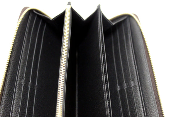 Louis Vuitton Giant Monogram Reverse Canvas Zippy Wallet