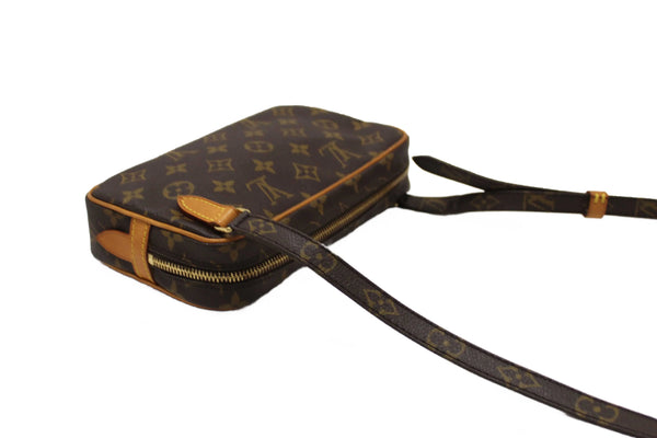 Louis Vuitton Classic Monogram Pochette Marly Bandouliere Messenger Bag