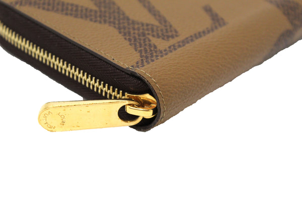 Louis Vuitton Giant Monogram Reverse Canvas Zippy Wallet