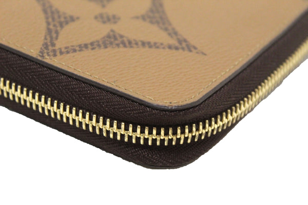 Louis Vuitton Giant Monogram Reverse Canvas Zippy Wallet
