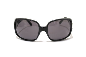 Fendi Black Frame Sunglasses FS371 | Italystation.com - Shop Now at italystation.com