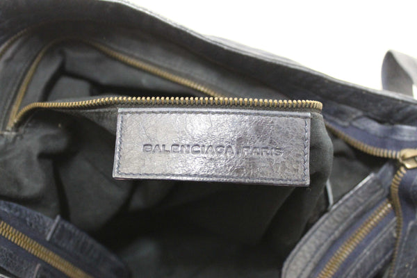 Balenciaga Blue Agneau Classic Hardware Flat Messenger