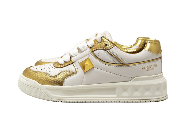 New Valentino Garavani White Leather One Stud Low Top Sneakers Shoes Size 36.5