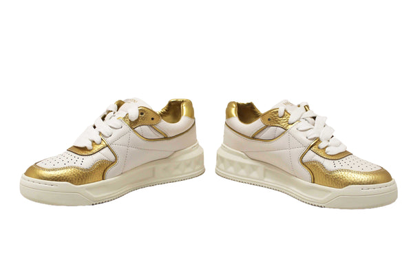 New Valentino Garavani White Leather One Stud Low Top Sneakers Shoes Size 36.5