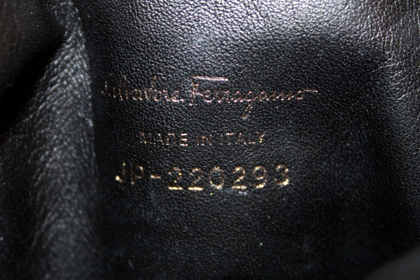 Salvatore Ferragamo Black Leather Viva Bow Smartphone Case Bag