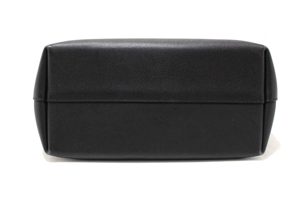 Louis Vuitton Black Grained Calf Leather Lockme Hobo Bag