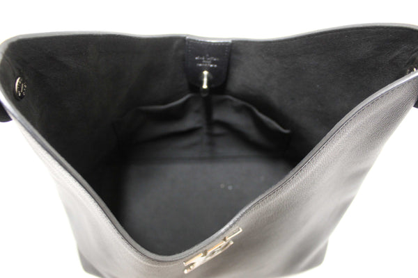 Louis Vuitton Black Grained Calf Leather Lockme Hobo Bag