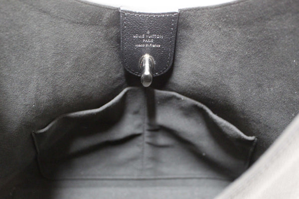 Louis Vuitton Black Grained Calf Leather Lockme Hobo Bag