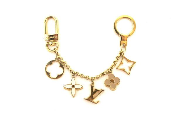 louis vuitton fleur de monogram bag charm chain | Shop Now at Italystation.com